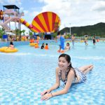 Why do water parks use height as a measurement for entry rather than weight or age restriction?插图6