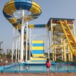 How long is the service life of water park equipment?插图2