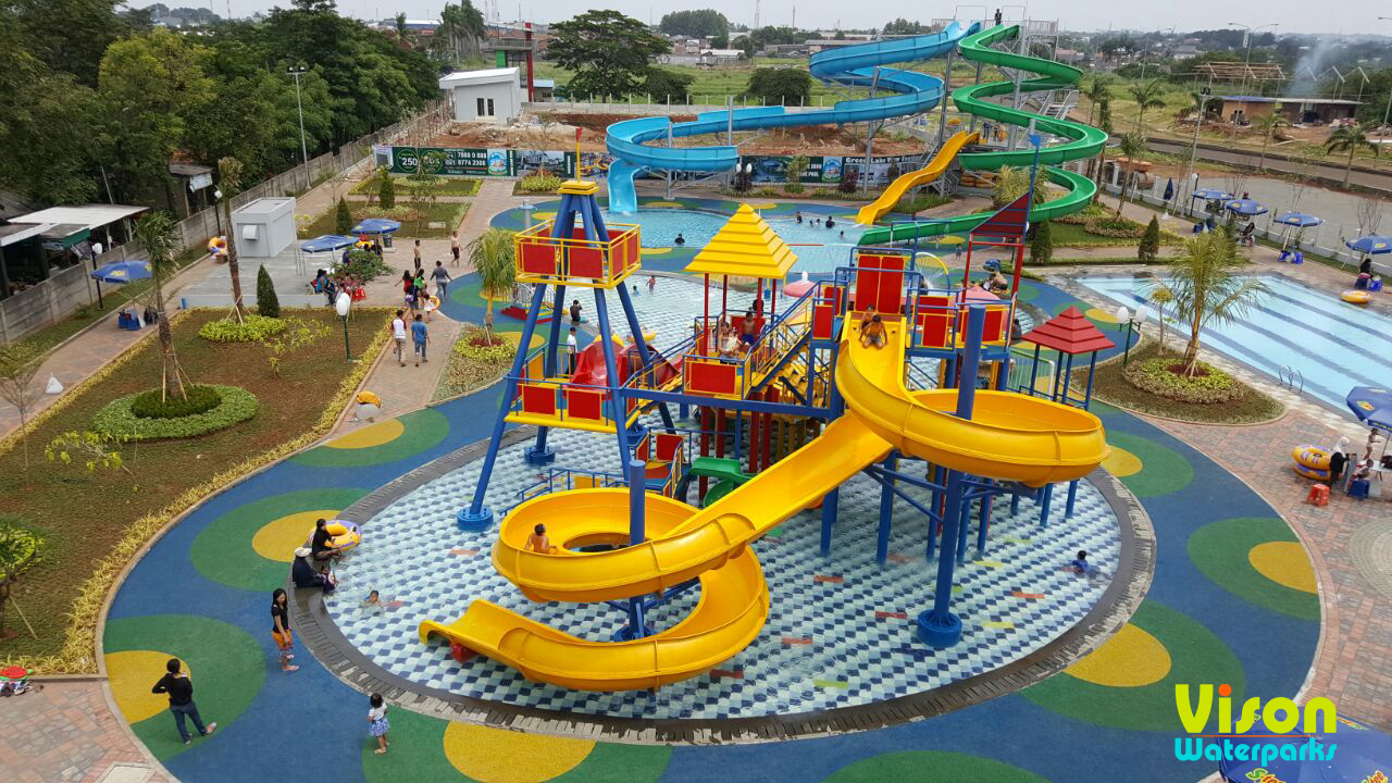 What are the requirements for water park construction?